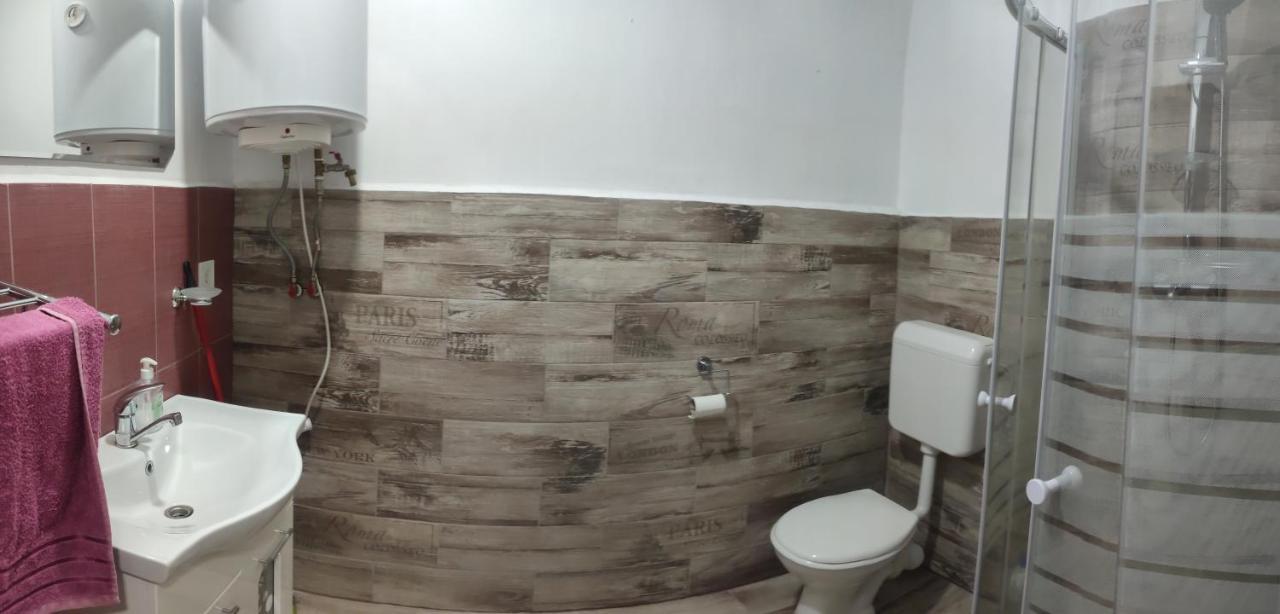 Apartament Karina 巴亚马雷 外观 照片